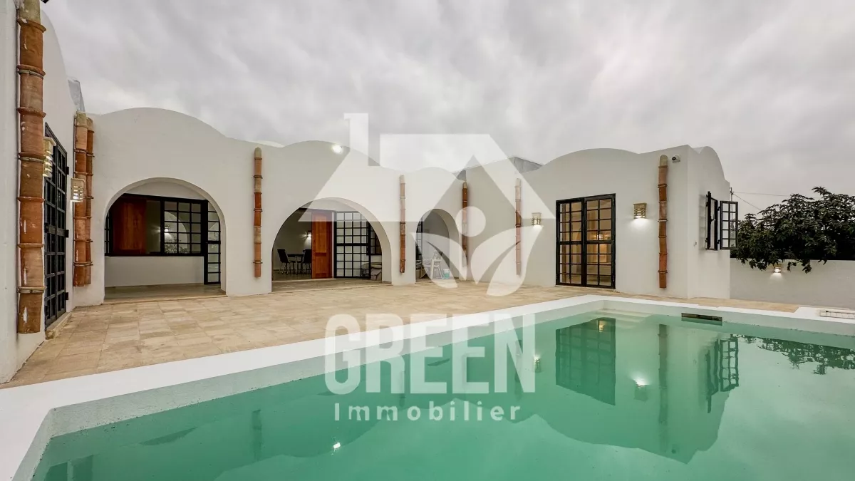 فيلا "لومباك" الفاخرة بنابل: ملاذ من الرقيّ والراحة