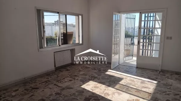 Elegant S+2 Villa Floor for Rent in La Marsa - ZEL0513