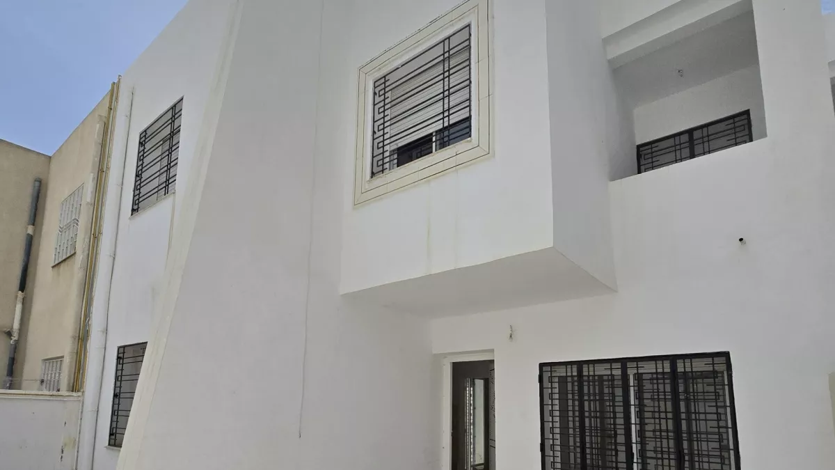 Your New Haven of Peace: A Duplex in Jaafar, Ariana