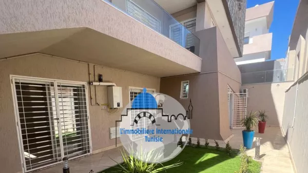 Appartamento Non Arredato in Affitto a Khézema