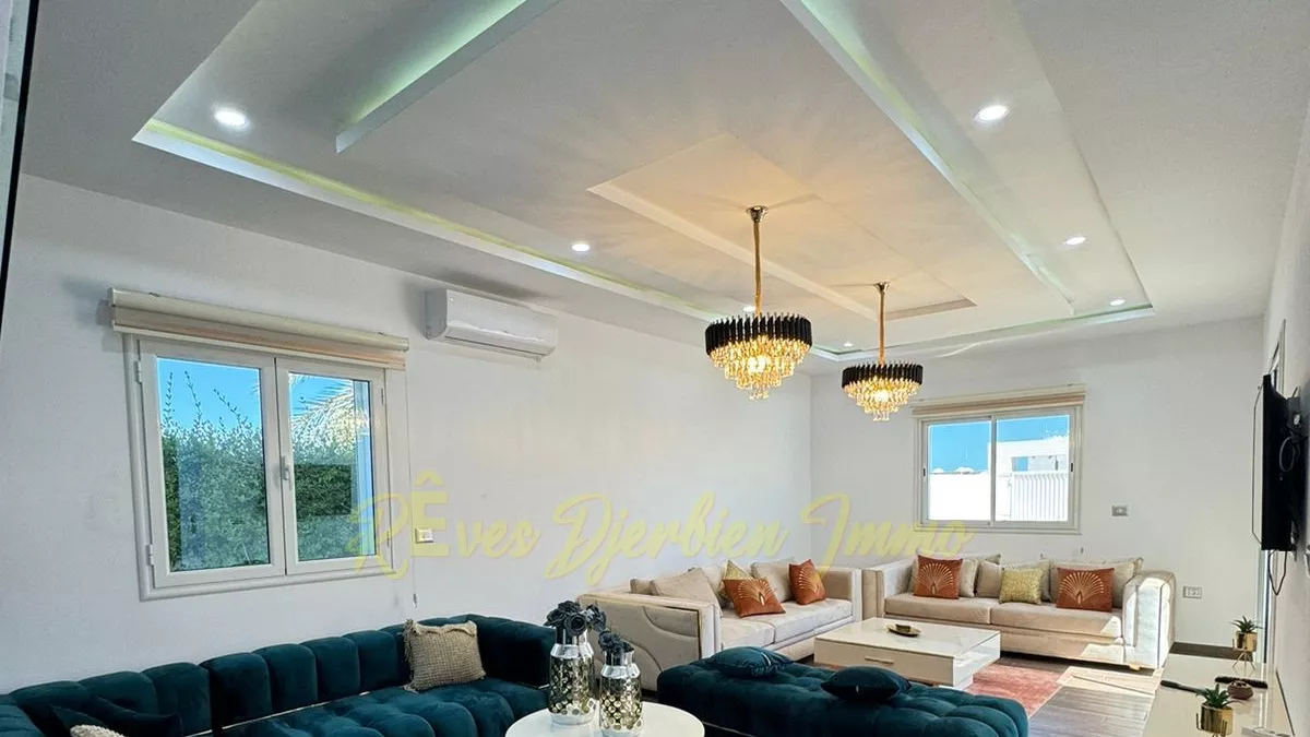 فيلا فاخرة مع مسبح خاص على بعد خطوات من شاطئ جربة