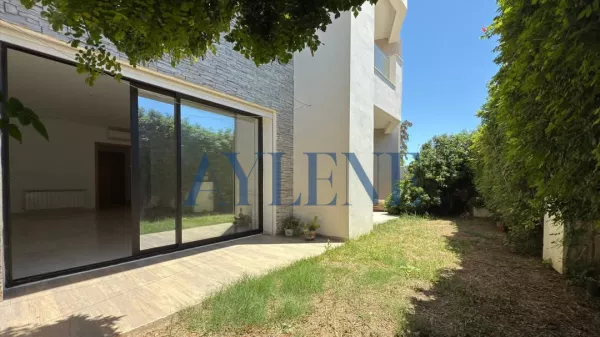 Lussuoso Duplex S3 con Giardino a La Soukra