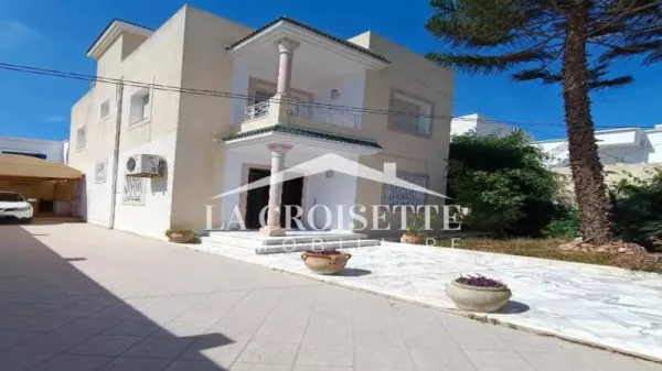 Luxury Villa S+3 in La Marsa