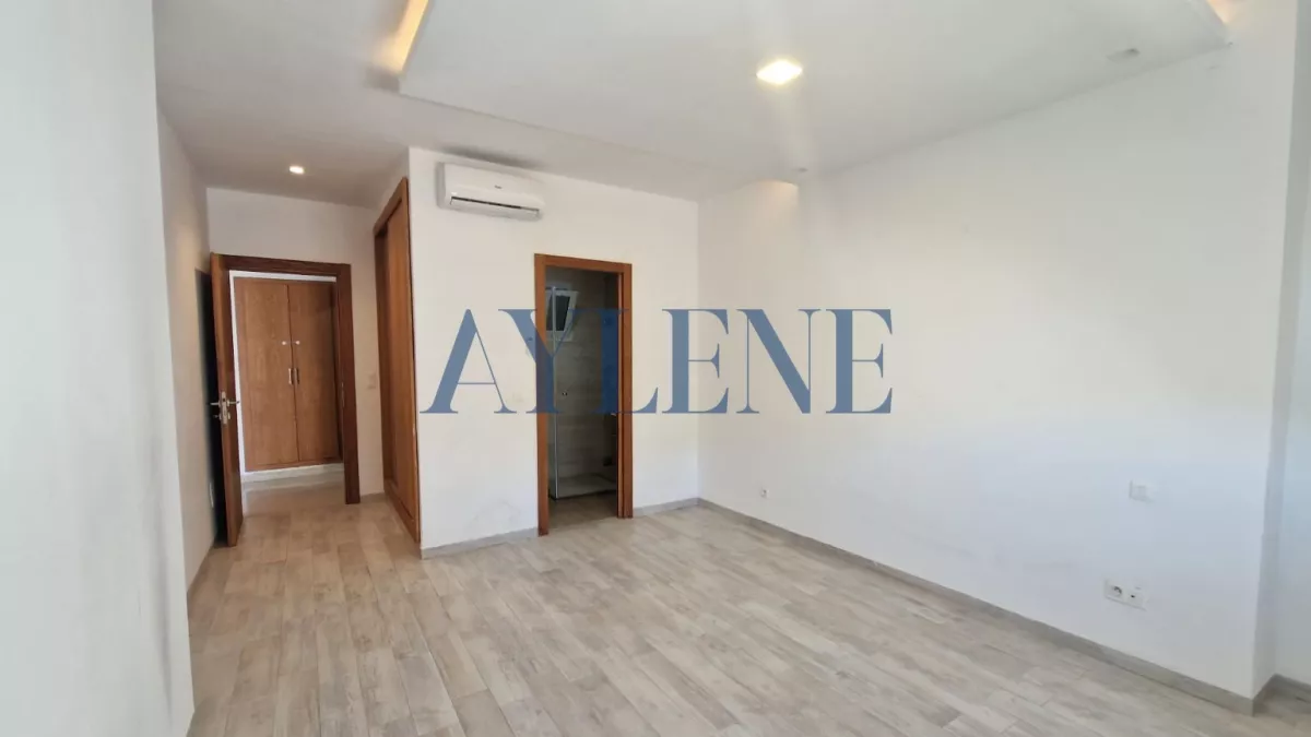 شقة S3 في جاردين دي كARTHAGE: ملاذك الجديد للسلام