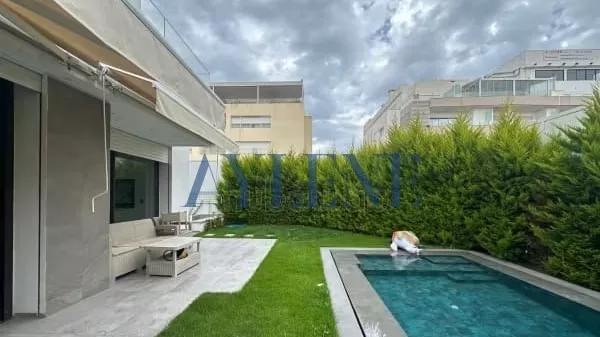 Luxury Villa S4 with Pool at Lac 2