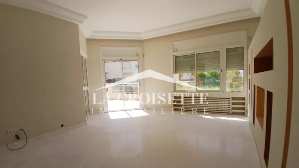 Luxury Lake View Apartment for Rent in Tunis