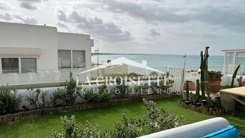 Stunning Sea-View Duplex for Rent in Gammarth - MDL0096