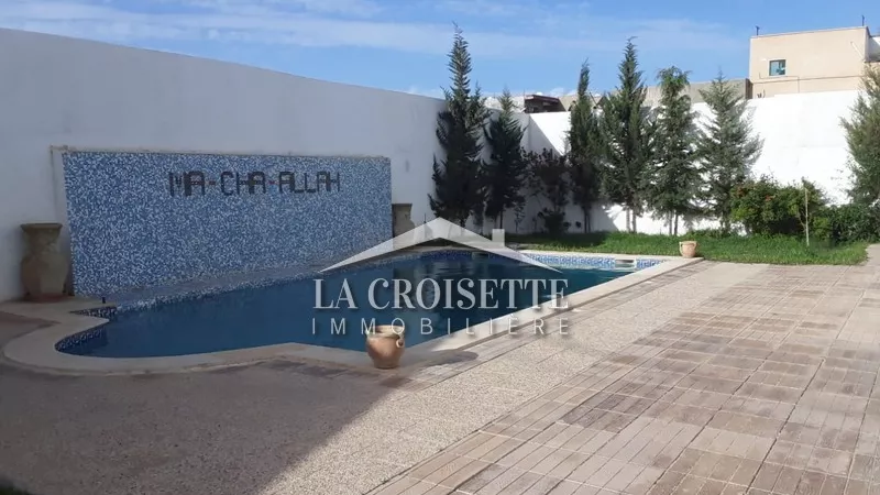 Villa di Lusso in Affitto a La Soukra - ZVL0905