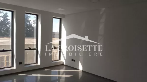 Exceptional H2 Office for Rent in La Soukra - ZBL0528