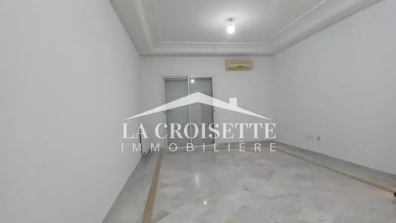 شقة س2 مريحة للايجار في جاردين دي كارثاج - ZAL1889