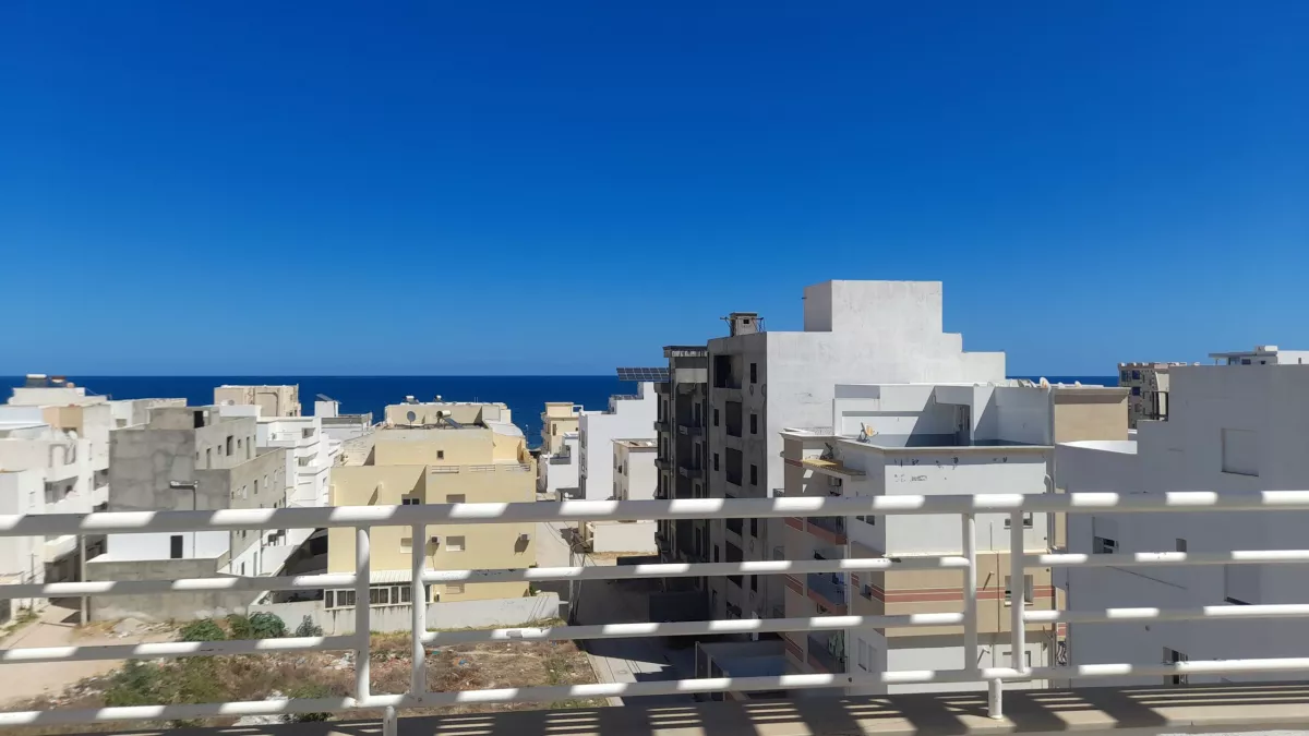 Luxuriöse S3-Wohnung zum Verkauf in Sahloul 4, Sousse: Ihr neues Refugium der Ruhe