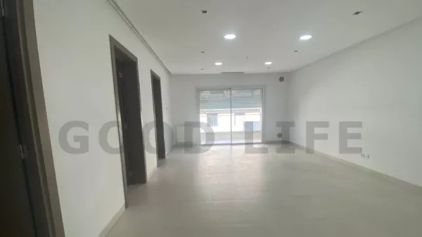 Spacious Open Space Office in Jardins de Carthage