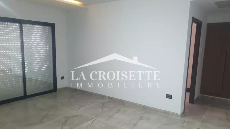 Discover the Highlights of this Exceptional Apartment: