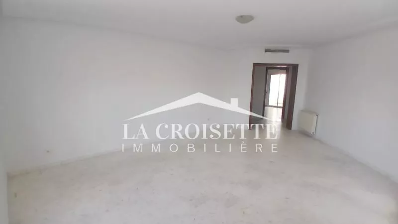 Appartamento di Lusso S3 in Affitto a Jardins de Carthage, Tunisi