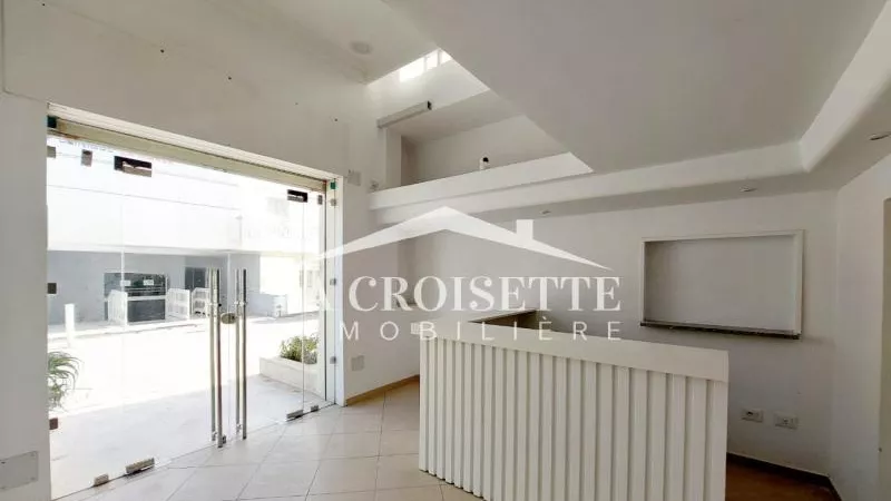 مساحة تجارية للايجار في المرسى: ZCL0550