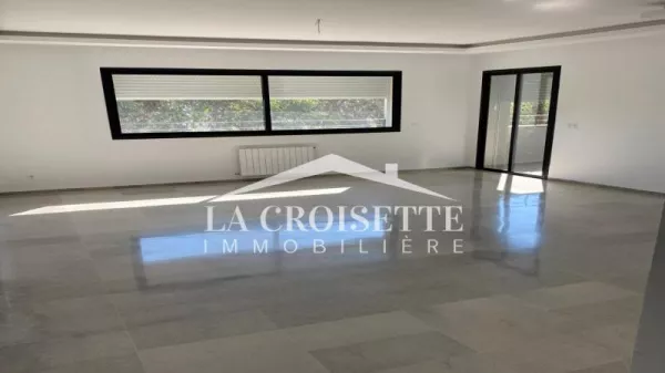 Luxury S+4 Apartment for Rent in La Marsa - MAL2028