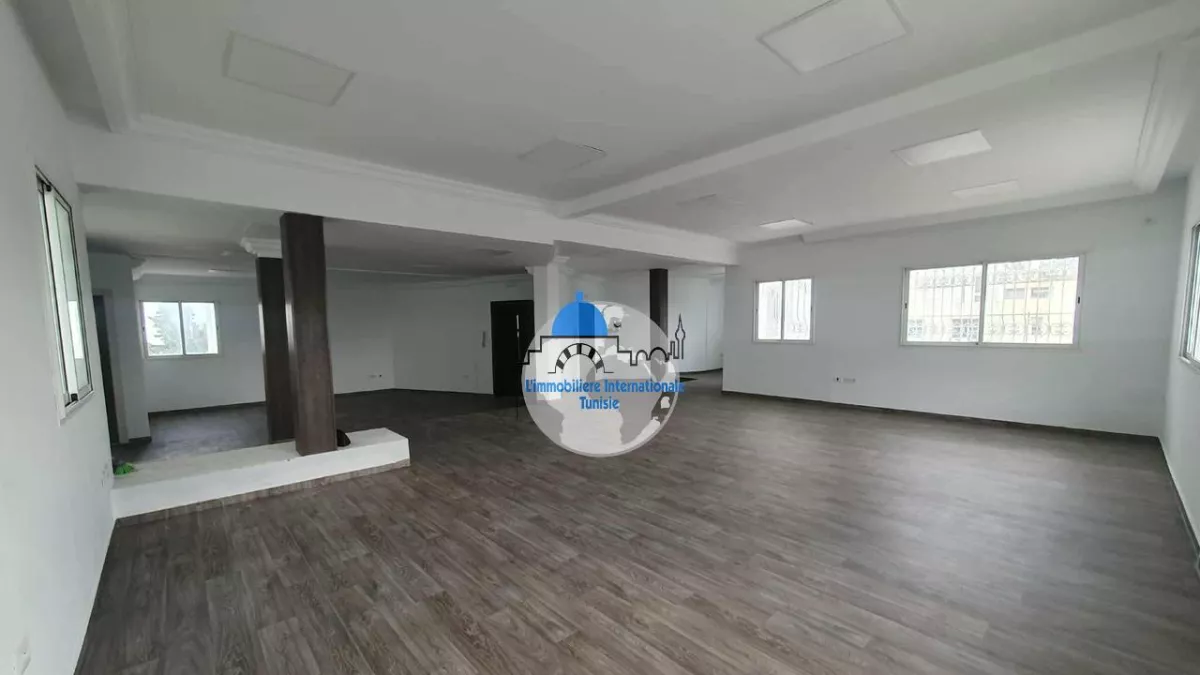 مساحة مفتوحة تجارية للإيجار في منطقة سوسة السياحية