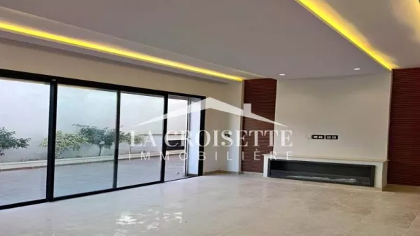 Luxurious S+3 Apartment in La Soukra