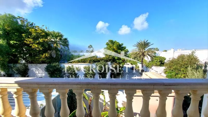 Luxurious S3 Apartment with Terrace in Gammarth MAL1905