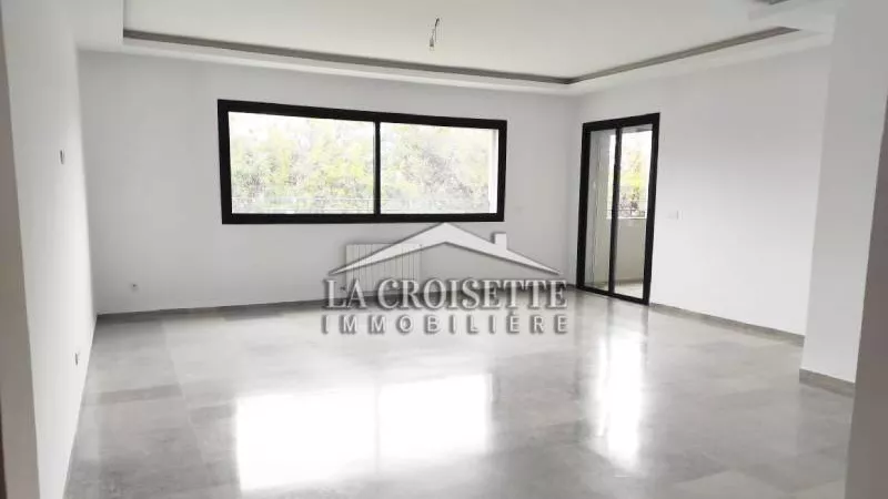 Luxuriöse S3-Wohnung mit Dienstzimmer in La Marsa MAL1886