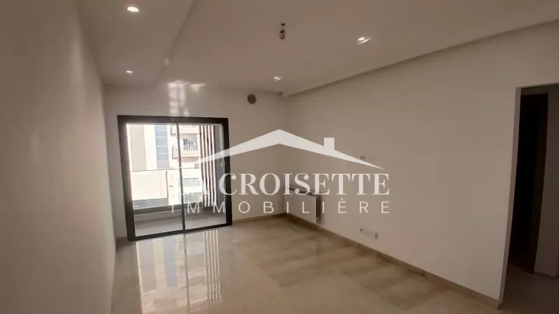 شقة فاخرة من غرفة نوم وغرفة معيشة في عين الزاغوان الشمال - ZAL2048