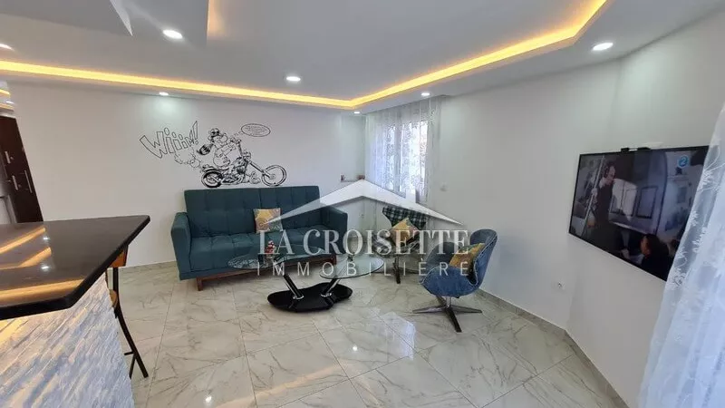 شقة S+1 مفروشة بأناقة في قلب المرسى – MAL3005