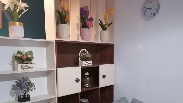 Monolocale Arredato a Ennasr 2: Un Rifugio di Comfort e Sicurezza