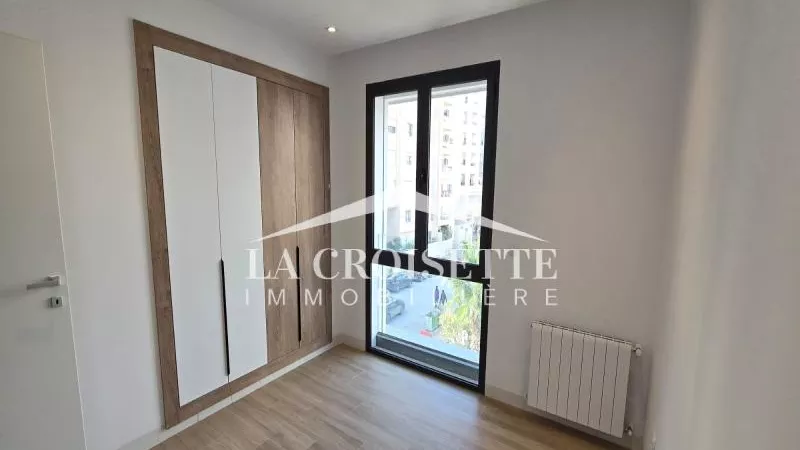 شقة فاخرة من نوع S2 في عين زغوان الشمالي: ملاذ من الراحة والأمان