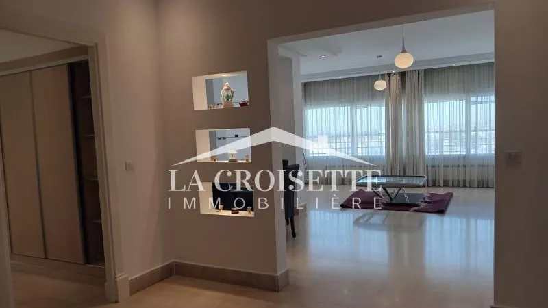 شقة فاخرة مفروشة للإيجار في حيّ لاك 2، تونس