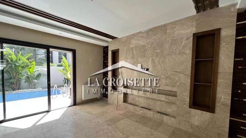 شقة ثلاثية الطوابق فاخرة مع مسبح في لا سوقرة - ZVL1330