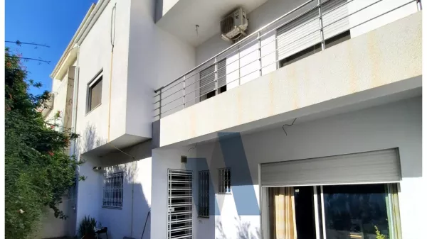Stunning S+3 Duplex House in Radès Meliane 2