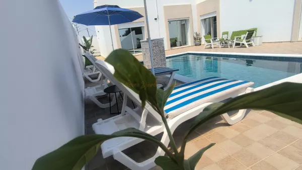 Furnished Villa with Pool in Mezraya, Djerba