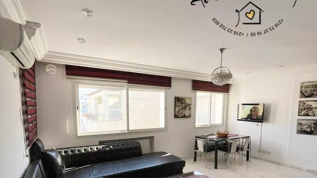 شقة فاخرة غرفة + صالون + غرفة في الحمّامات سوسة