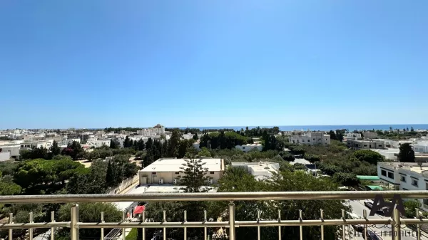 Appartamento Arredato S+2 con Vista Mare e Parcheggio – Nabeul