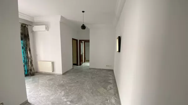 Appartamento di Lusso 2 Camere da Letto a Lac 2