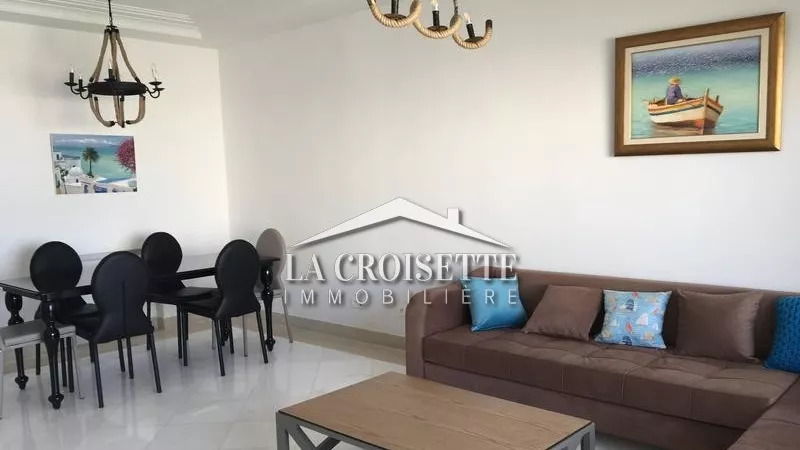 شقة S+2 فاخرة مفروشة بإطلالة بحرية خُلّابة – ڨمرت | رقم العرض: MAL2411