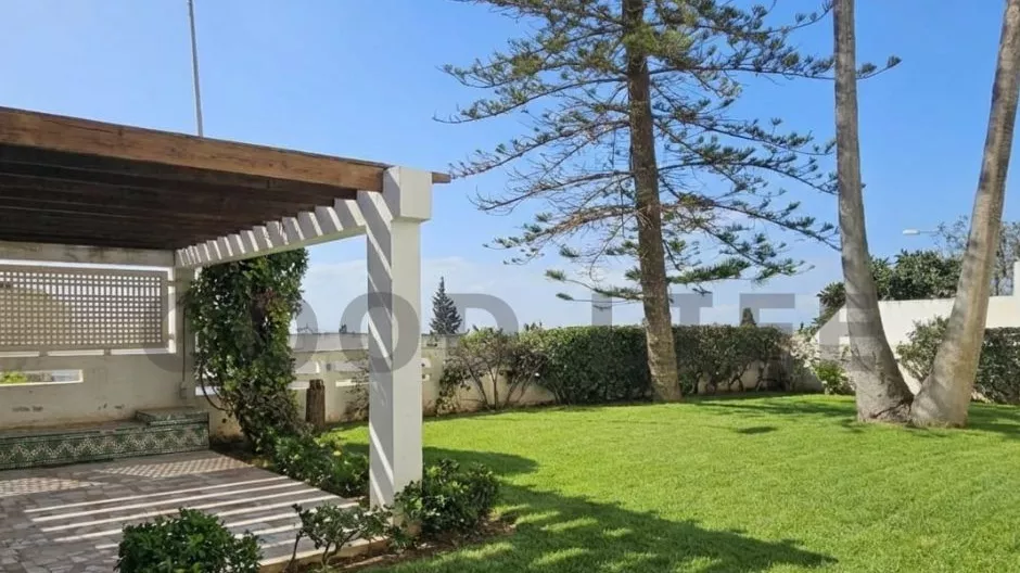 Luxury 3-Story Villa for Rent in Manar 1, Tunis