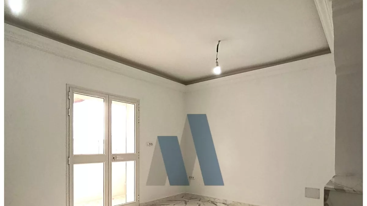 للبيع: شقة أولى ب 1+2 بمدرّس سنيت