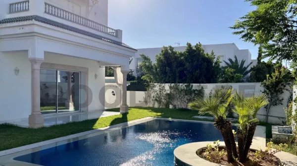 Villa Lago Frontale con Piscina a Lac 2