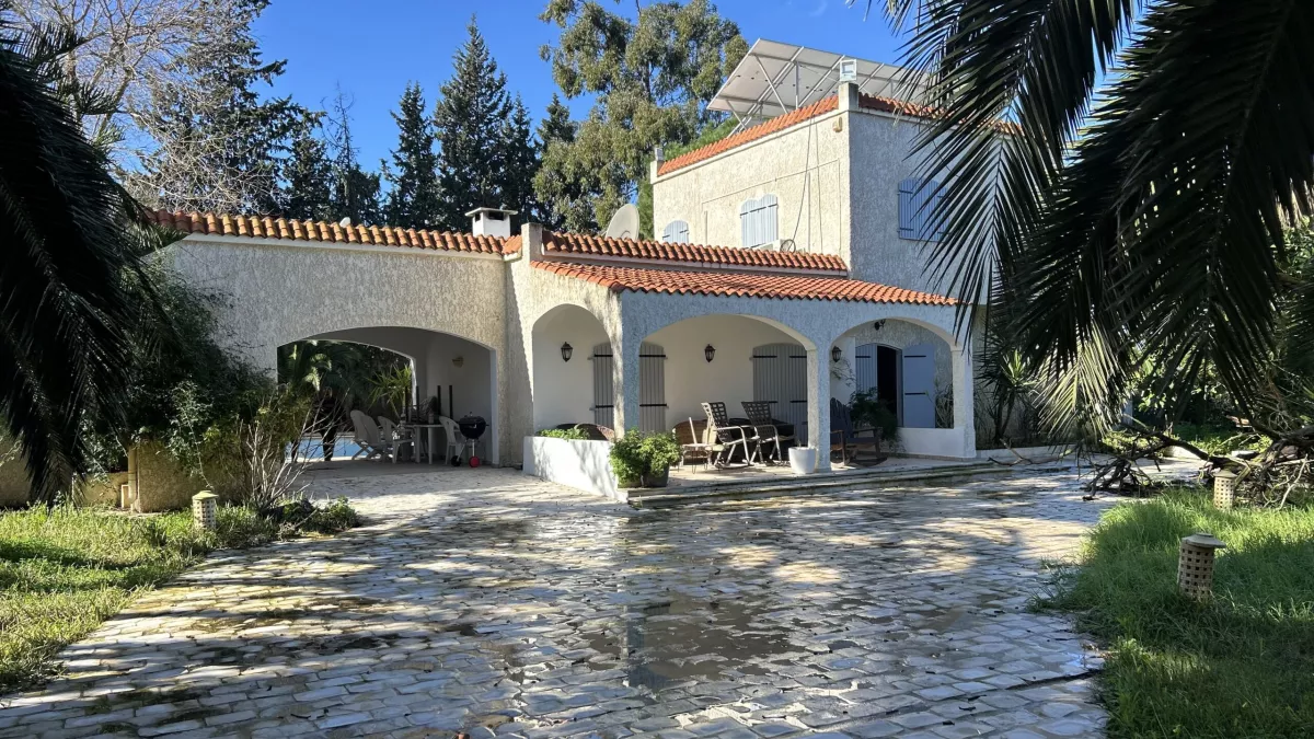 For Sale: Charming Country House in Soliman