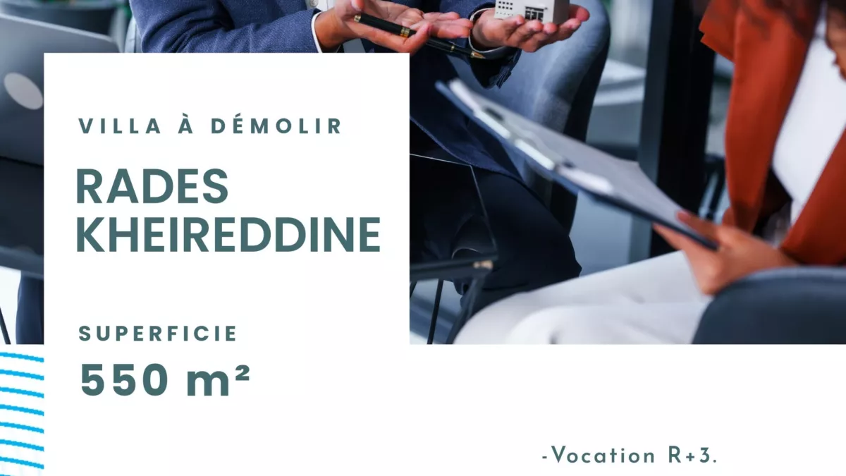 For Sale: High-Potential Villa for Real Estate Promotion in Rades on Kheireddine Avenue