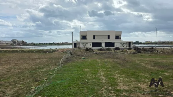 Residential Land for Sale in El Maâmoura, Nabeul