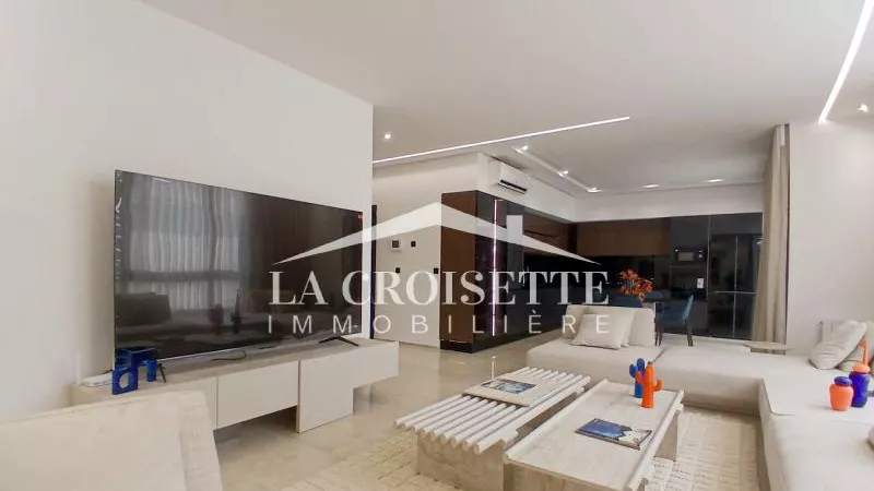 بنتهاوس فاخر S+4 للإيجار في حدائق قرطاج – المرجع MPL0007