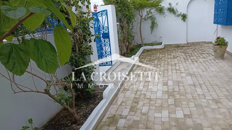 فيلا طابق أرضي مع ترّاس في سيدي بو سعيد - MRCL0349