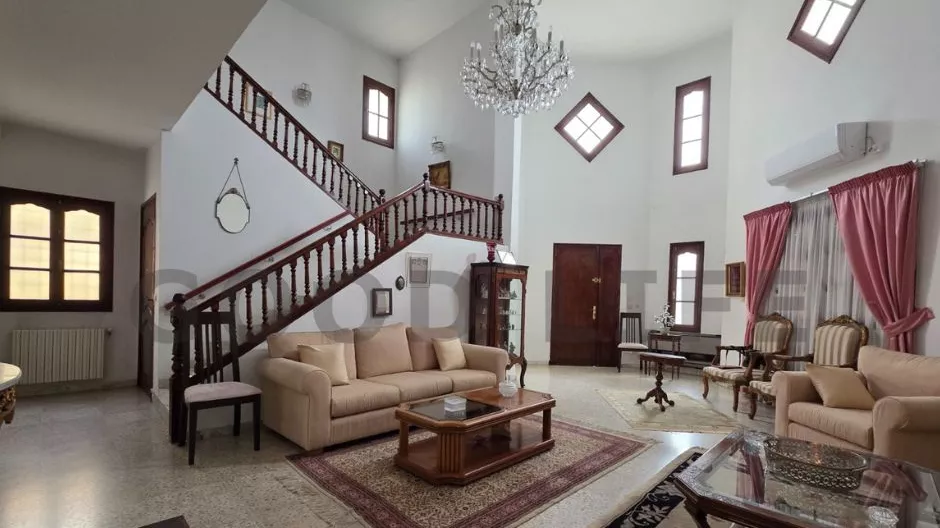 Luxury Villa for Sale in El Menzah 9