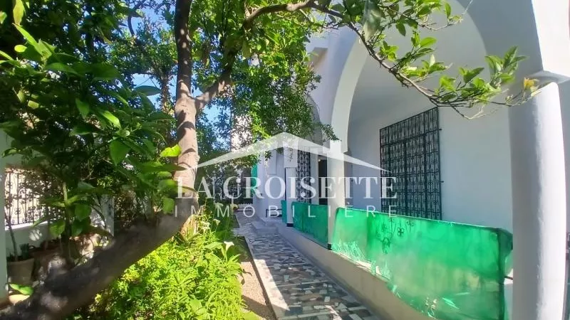 فيلا طابق أرضي للإيجار في المرسى - MRCL0302