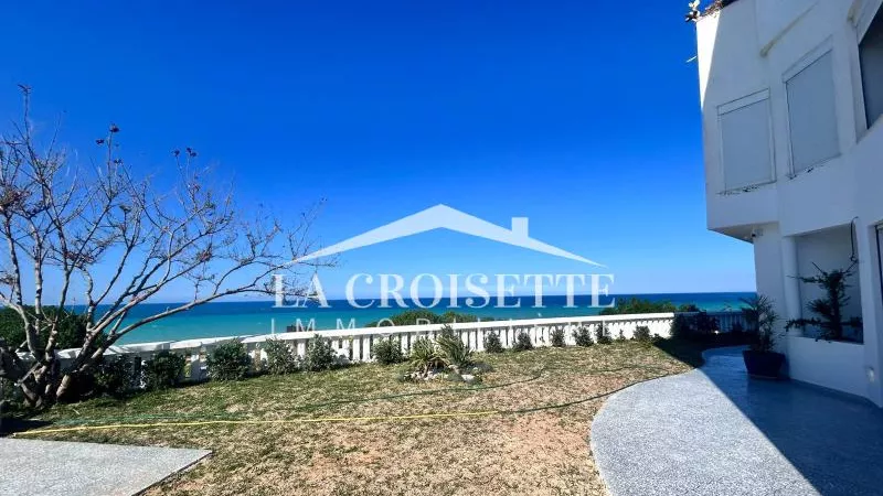Luxury Sea-View Apartment for Rent in Gammarth - A Dream Location
