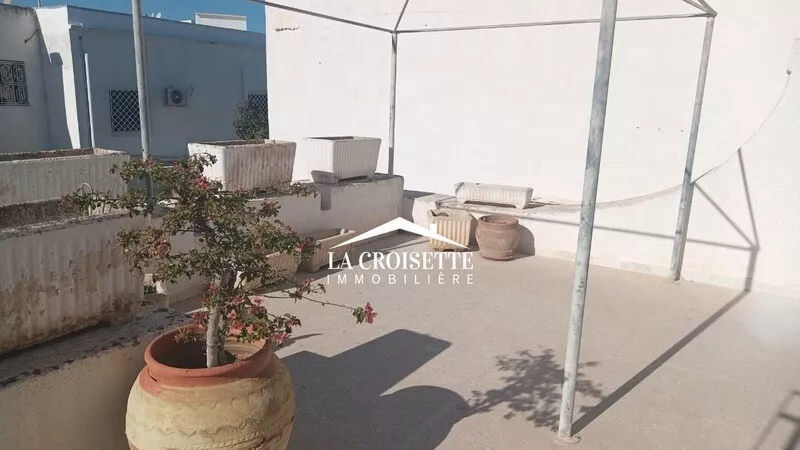 Elegante Villa a Pianta S+2 in Affitto a La Marsa - ZEL0513