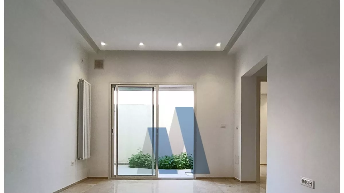 Luxury S+1 Apartment for Rent in Radès Plage