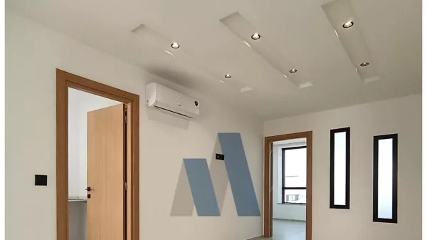 Office for Rent in the Heart of Radès